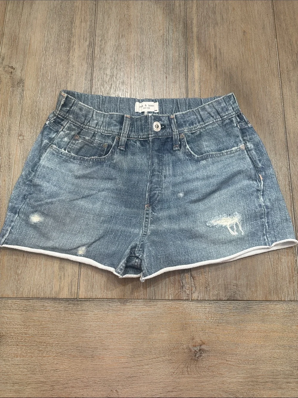 Rag & Bone Women’s Miramar 2.5” Shorts | Size Medium